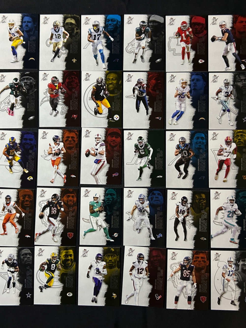 Topps Signature NFL 2025 Base Bundle.